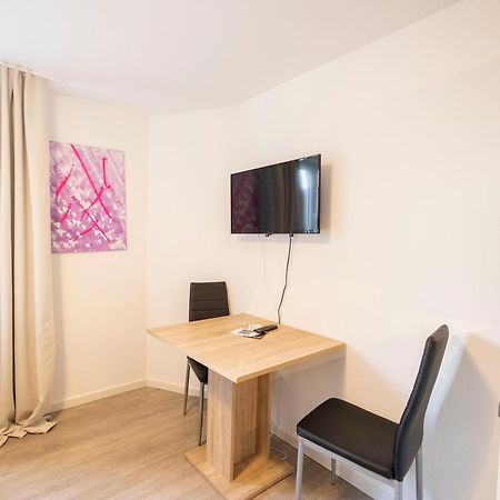 City Appartement Kueche,Bad, Parken Im Zentrum Von Равенсбург Екстериор снимка