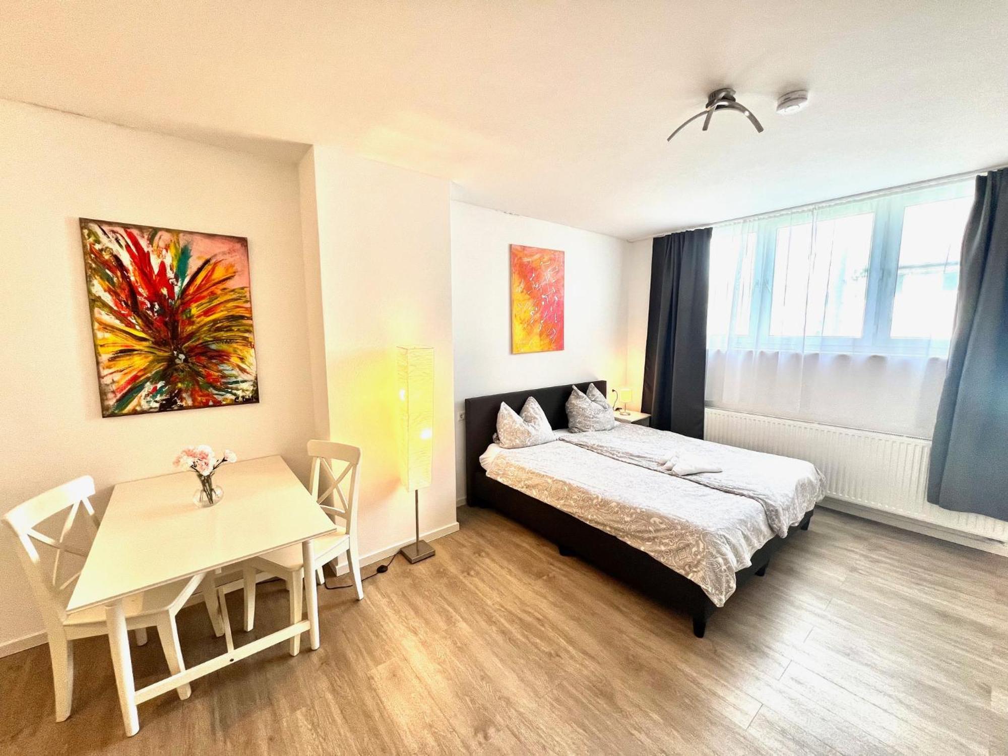 City Appartement Kueche,Bad, Parken Im Zentrum Von Равенсбург Екстериор снимка