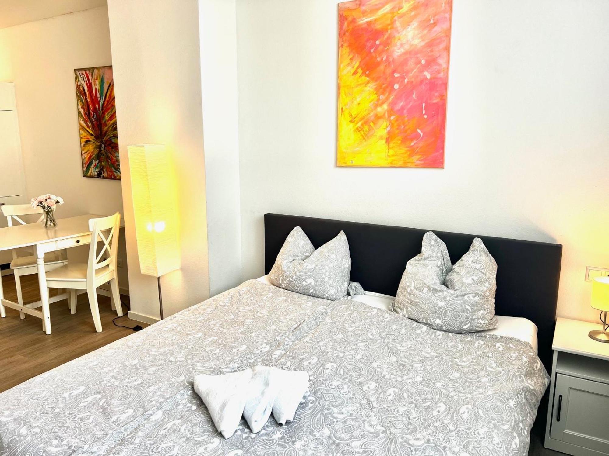 City Appartement Kueche,Bad, Parken Im Zentrum Von Равенсбург Екстериор снимка