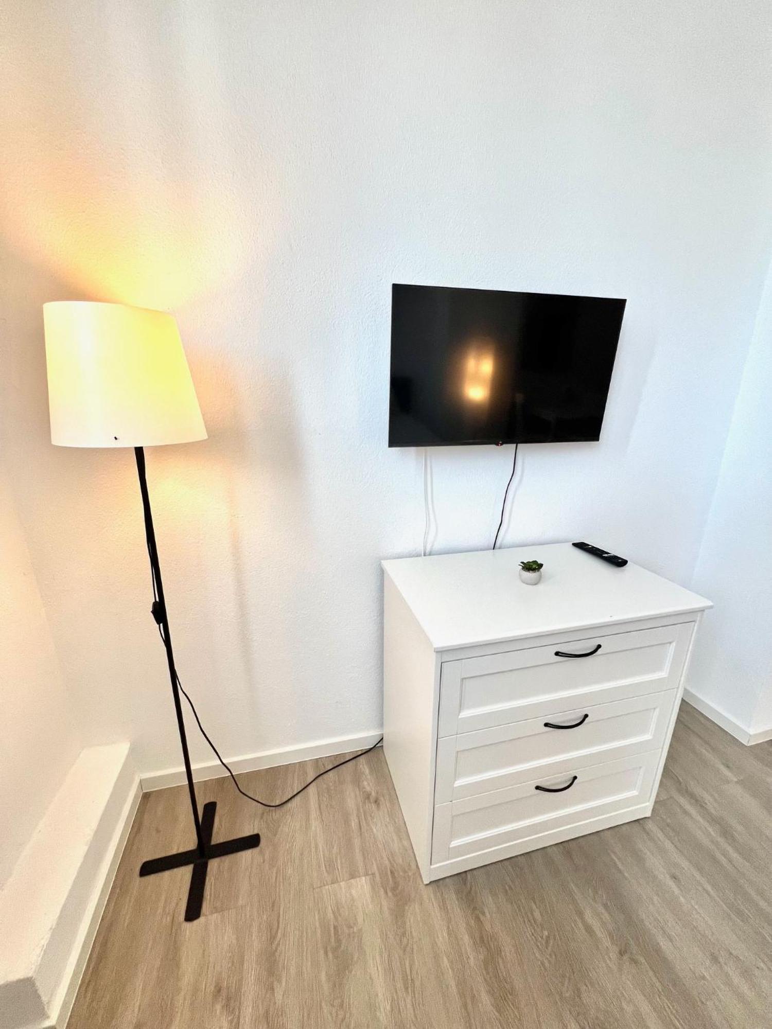 City Appartement Kueche,Bad, Parken Im Zentrum Von Равенсбург Екстериор снимка
