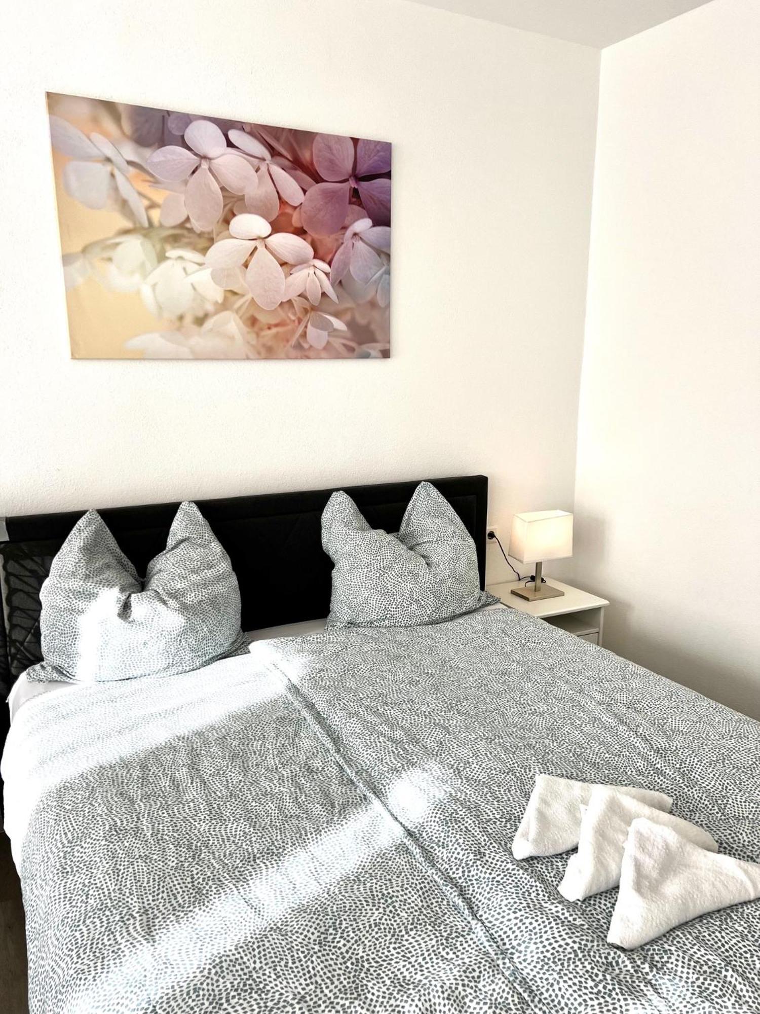 City Appartement Kueche,Bad, Parken Im Zentrum Von Равенсбург Екстериор снимка