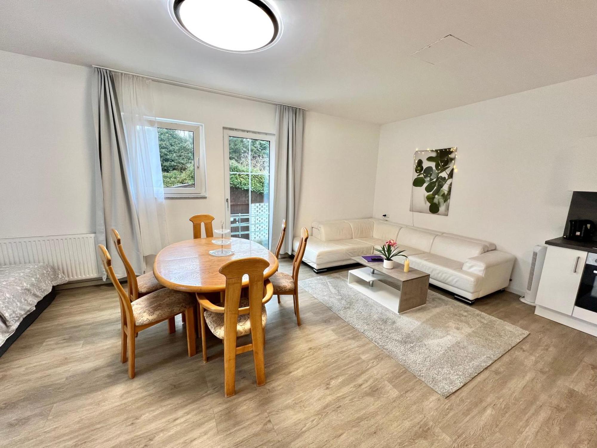 City Appartement Kueche,Bad, Parken Im Zentrum Von Равенсбург Стая снимка