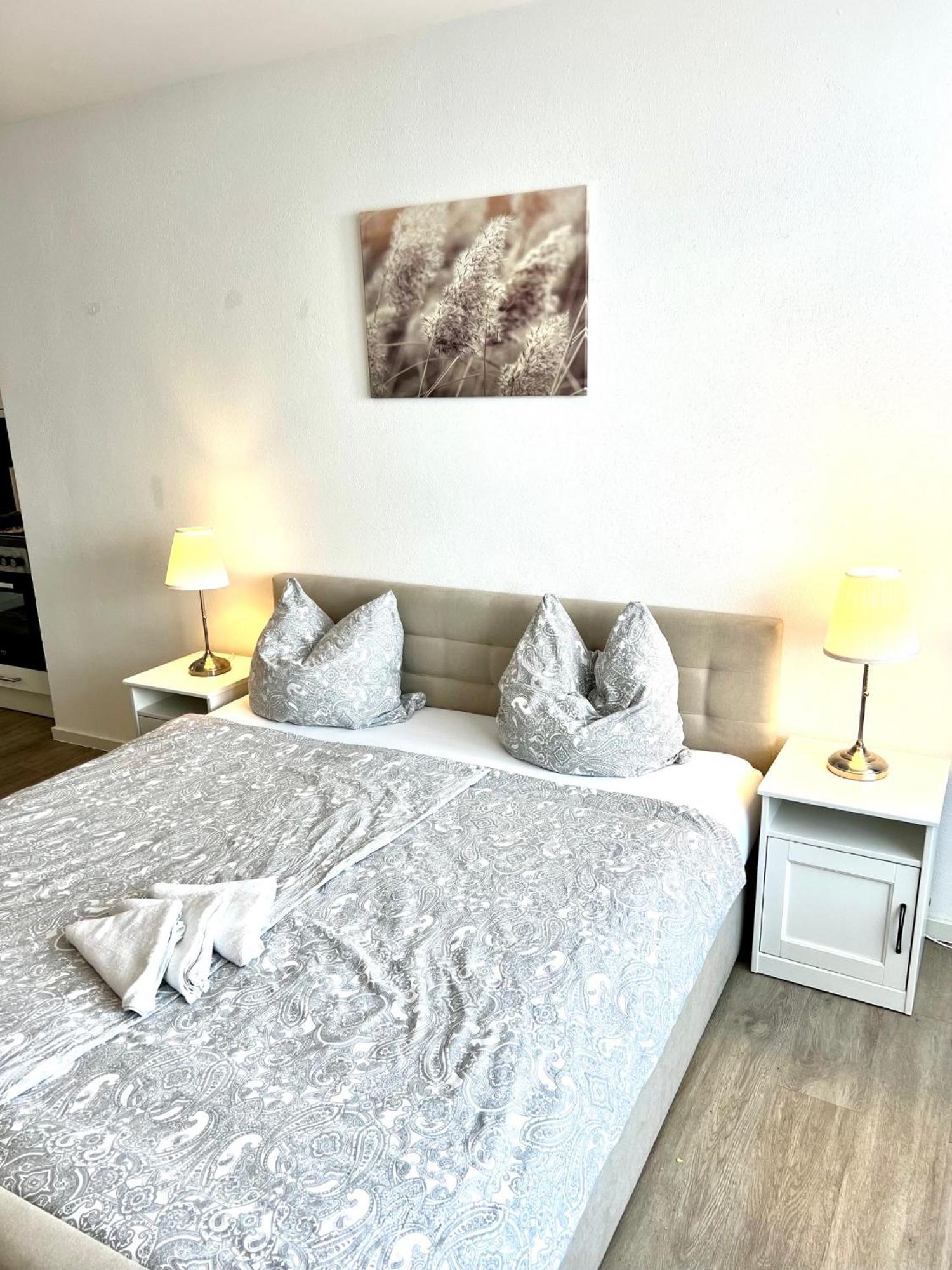 City Appartement Kueche,Bad, Parken Im Zentrum Von Равенсбург Стая снимка