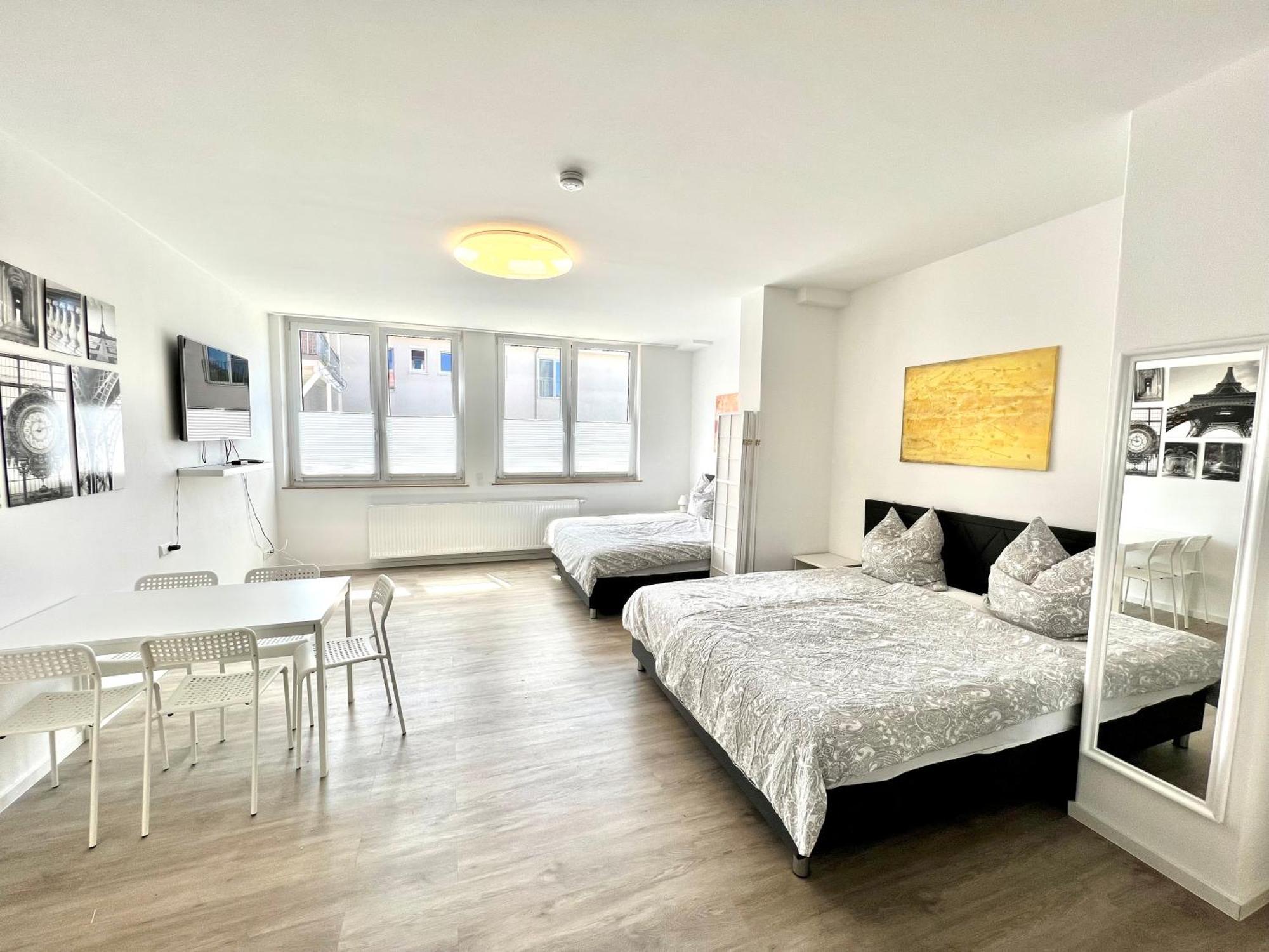 City Appartement Kueche,Bad, Parken Im Zentrum Von Равенсбург Екстериор снимка